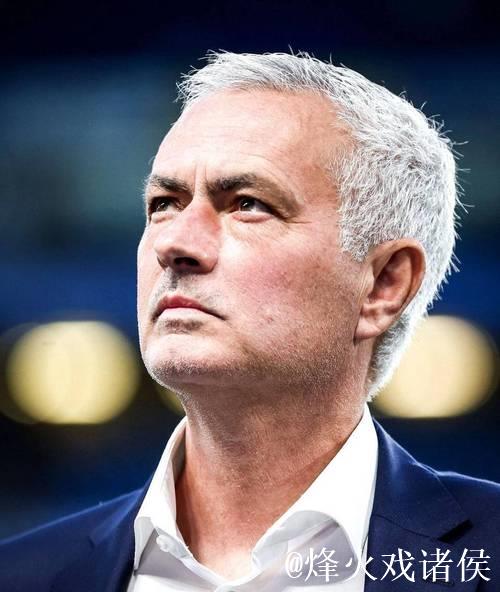 穆里尼奥率队葡超16场不败!本菲卡4球横扫,霸锋梅开二度 穆里尼奥率队葡超16场不败!本菲卡4球横扫,霸锋梅开二度